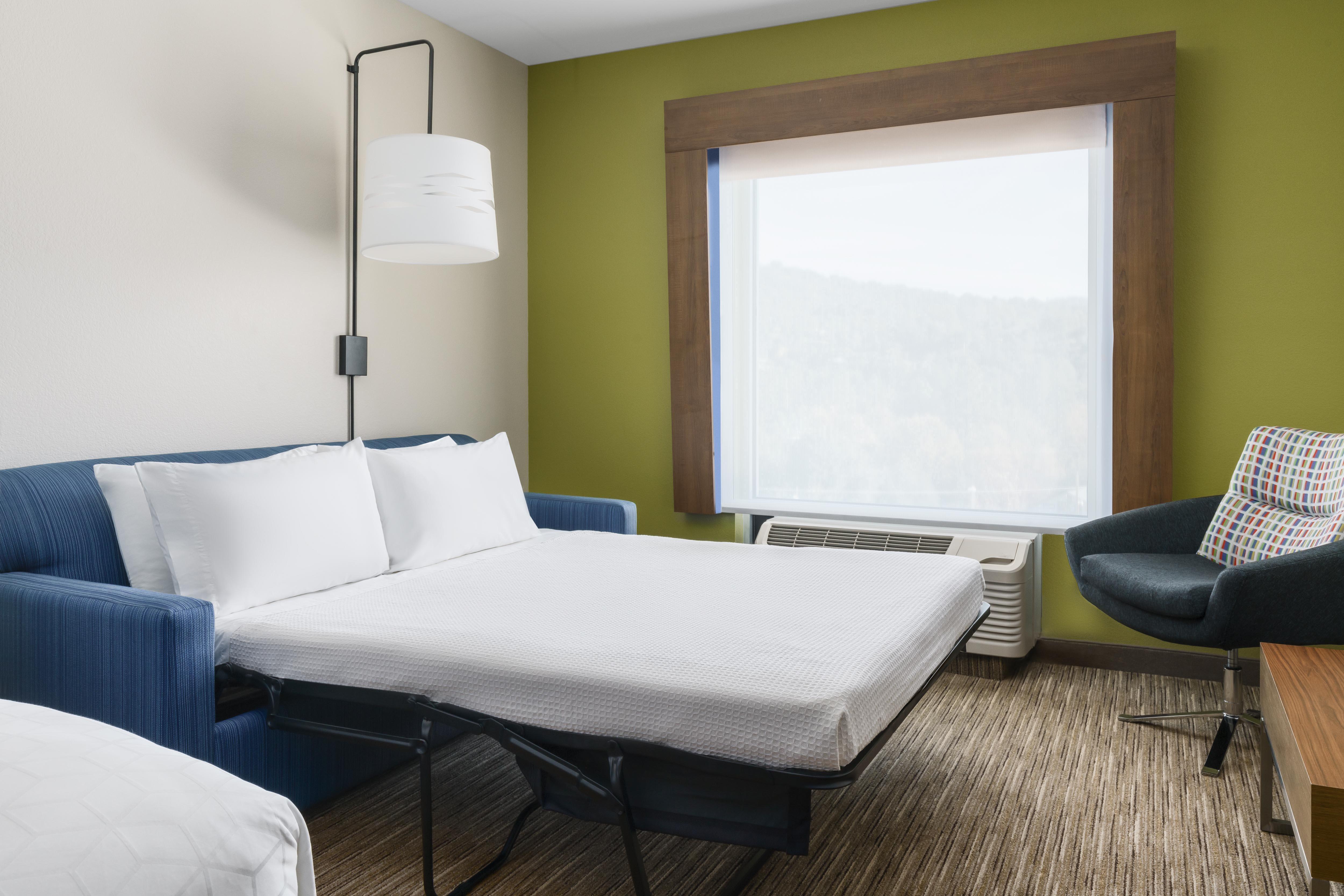 Holiday Inn Express & Suites Oakhurst-Yosemite Park Area, An Ihg Hotel Exterior foto
